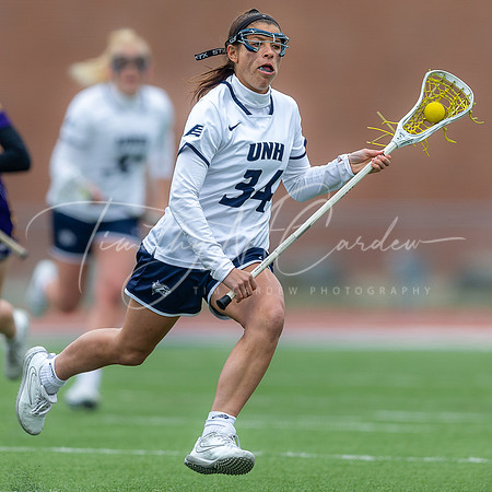 University of New Hampshire vs UAlbany Women’s Lacrosse Game 2022_2022-04-06_02-17-07_AB5W5663_@TimCardew_2022