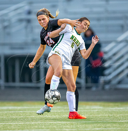 Ipswich vs North Reading Girls Varsity Soccer 2022_2022-09-20_06-06-59_AB5W6388_@TimCardew_2022