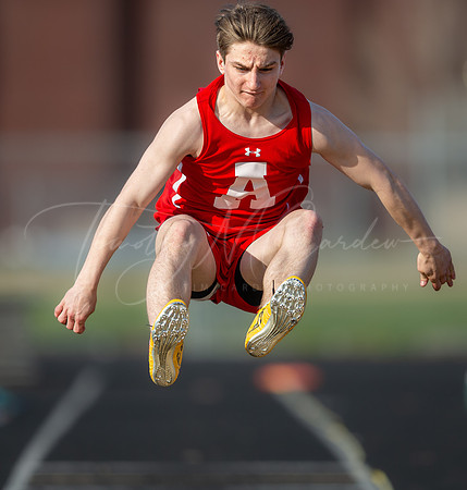 Ipswich vs Amesbury Varsity Spring Track & Field Event 2022_2022-05-05_05-19-03_AB5W4913_@TimCardew_2022
