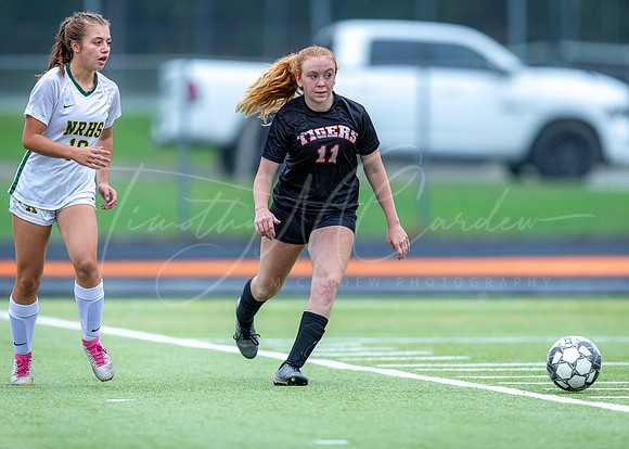 Ipswich vs North Reading Girls Varsity Soccer 2022_2022-09-20_05-12-48_AB5W6109_@TimCardew_2022