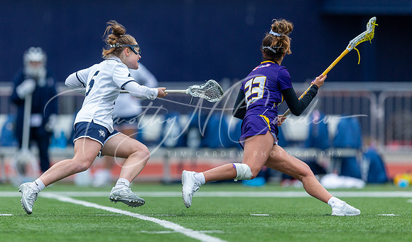 University of New Hampshire vs UAlbany Women’s Lacrosse Game 2022_2022-04-06_04-05-33_AB5W8109_@TimCardew_2022