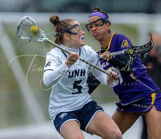 University of New Hampshire vs UAlbany Women’s Lacrosse Game 2022_2022-04-06_02-13-38_AB5W5567_@TimCardew_2022