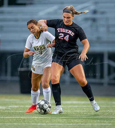 Ipswich vs North Reading Girls Varsity Soccer 2022_2022-09-20_06-07-00_AB5W6391_@TimCardew_2022