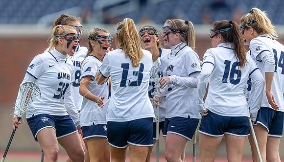 University of New Hampshire vs UAlbany Women’s Lacrosse Game 2022_2022-04-06_03-20-45_AB5W7282_@TimCardew_2022