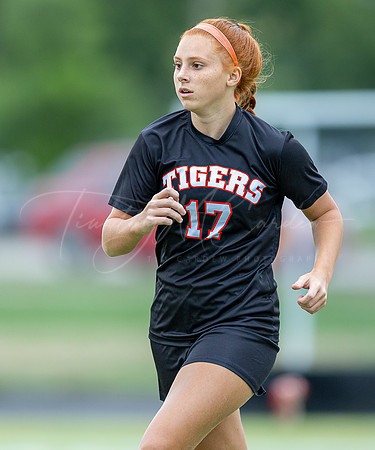 Ipswich vs North Reading Girls Varsity Soccer 2022_2022-09-20_04-40-58_AB5W5813_@TimCardew_2022