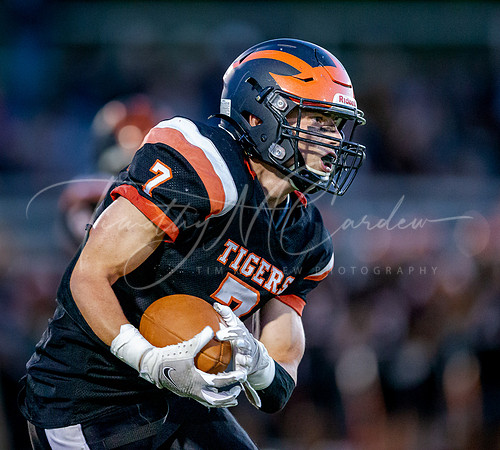 Ipswich vs Lowell Catholic Varsity Football Game 2022_2022-09-16_06-58-14_AB5W5186_@TimCardew_2022