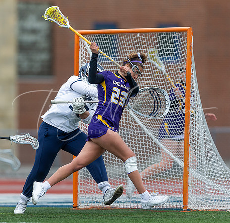 University of New Hampshire vs UAlbany Women’s Lacrosse Game 2022_2022-04-06_02-32-46_AB5W6208_@TimCardew_2022