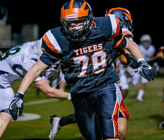 Ipswich vs Lowell Catholic Varsity Football Game 2022_2022-09-16_07-25-14_DT7T1423_@TimCardew_2022