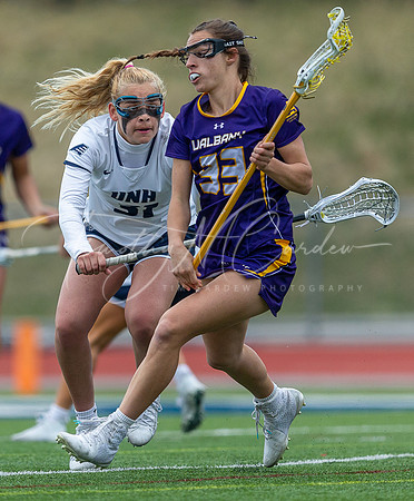 University of New Hampshire vs UAlbany Women’s Lacrosse Game 2022_2022-04-06_04-02-02_AB5W8000_@TimCardew_2022