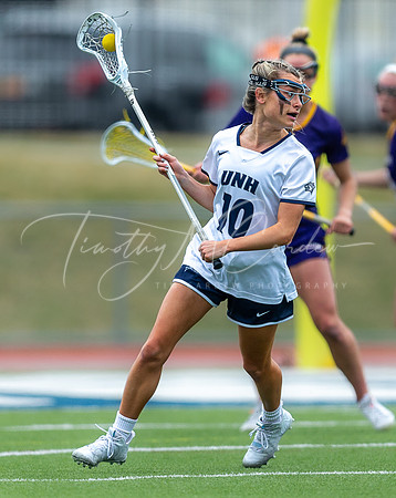 University of New Hampshire vs UAlbany Women’s Lacrosse Game 2022_2022-04-06_02-20-17_AB5W5729_@TimCardew_2022
