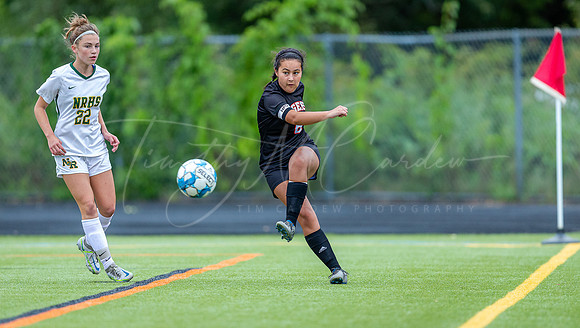 Ipswich vs North Reading Girls Varsity Soccer 2022_2022-09-20_05-15-58_AB5W6145_@TimCardew_2022