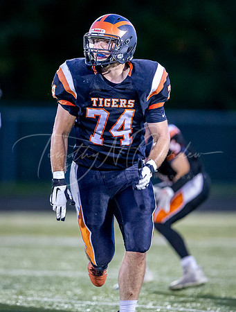 Ipswich vs Lowell Catholic Varsity Football Game 2022_2022-09-16_07-03-12_AB5W5242_@TimCardew_2022