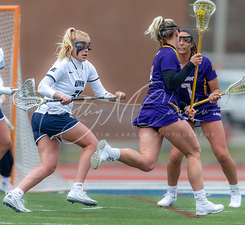 University of New Hampshire vs UAlbany Women’s Lacrosse Game 2022_2022-04-06_02-21-08_AB5W5788_@TimCardew_2022