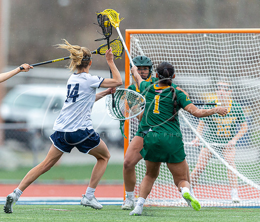 University of New Hampshire vs Vermont Women’s Lacrosse Game 2022_2022-04-16_01-54-51_AB5W0812_@TimCardew_2022