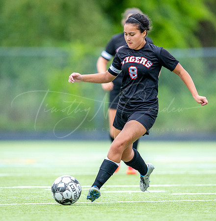 Ipswich vs North Reading Girls Varsity Soccer 2022_2022-09-20_05-36-04_AB5W6180_@TimCardew_2022
