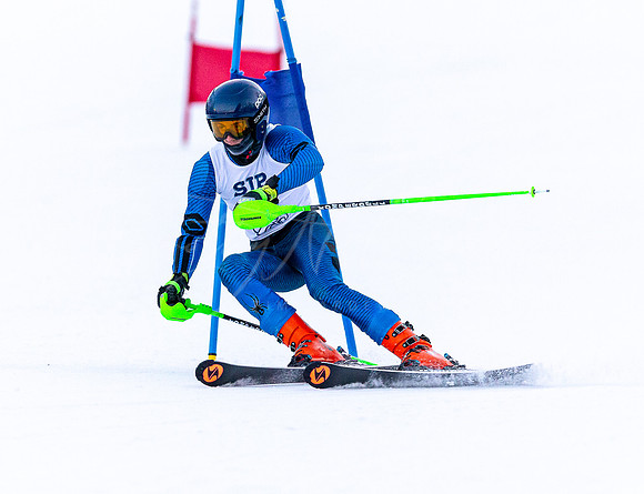 St. John’s Prep vs Haverhill & Newburyport  Varsity Ski Race 2022_2022-01-20_05-35-13_IM1D1691_@TimCardew_2022
