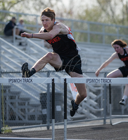 Ipswich vs Amesbury Varsity Spring Track & Field Event 2022_2022-05-05_05-04-16_IM1D1819_@TimCardew_2022
