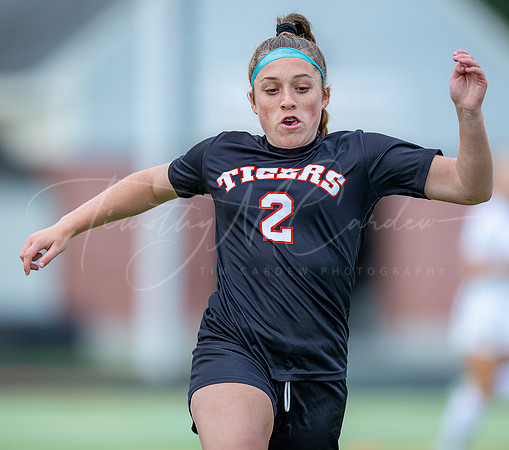 Ipswich vs North Reading Girls Varsity Soccer 2022_2022-09-20_05-02-48_AB5W6019_@TimCardew_2022
