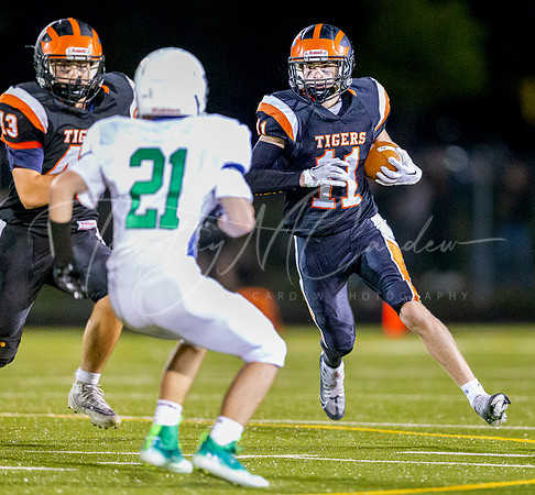 Ipswich vs Lowell Catholic Varsity Football Game 2022_2022-09-16_07-52-08_AB5W5599_@TimCardew_2022
