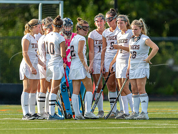 Ipswich vs Newburyport Varsity Field Hockey Game 2022_AB5W4471