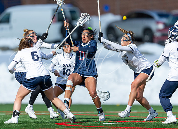 University of New Hampshire vs #25 University of Connecticut Women’s Lacrosse Game 2022_2022-02-27_02-44-21_AB5W4399_@TimCardew_2022