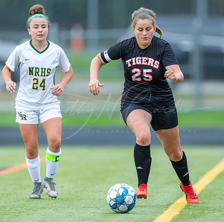 Ipswich vs North Reading Girls Varsity Soccer 2022_2022-09-20_04-49-42_AB5W5897_@TimCardew_2022