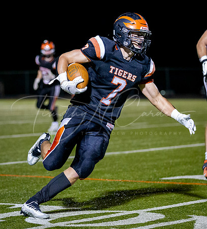 Ipswich vs Lowell Catholic Varsity Football Game 2022_2022-09-16_07-25-13_DT7T1415_@TimCardew_2022