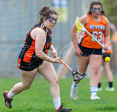 Ipswich Girls 7-8 Grade vs Beverly Youth Lacrosse Game 2022_2022-05-15_12-26-06_AB5W3050_@TimCardew_2022