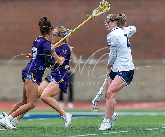 University of New Hampshire vs UAlbany Women’s Lacrosse Game 2022_2022-04-06_02-54-12_AB5W6609_@TimCardew_2022