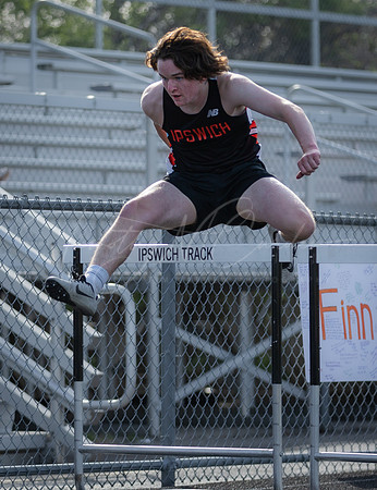 Ipswich vs Amesbury Varsity Spring Track & Field Event 2022_2022-05-05_05-04-17_IM1D1827_@TimCardew_2022