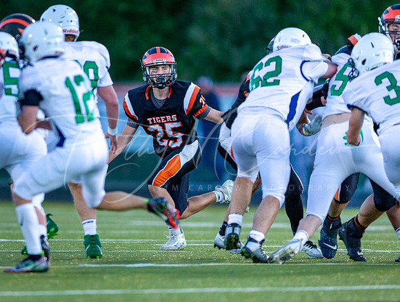Ipswich vs Lowell Catholic Varsity Football Game 2022_2022-09-16_06-40-25_AB5W5061_@TimCardew_2022