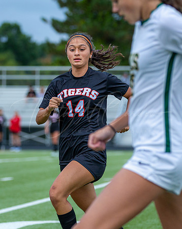 Ipswich vs North Reading Girls Varsity Soccer 2022_2022-09-20_05-02-20_DT7T1661_@TimCardew_2022