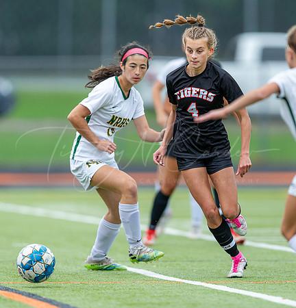 Ipswich vs North Reading Girls Varsity Soccer 2022_2022-09-20_04-55-29_AB5W5932_@TimCardew_2022