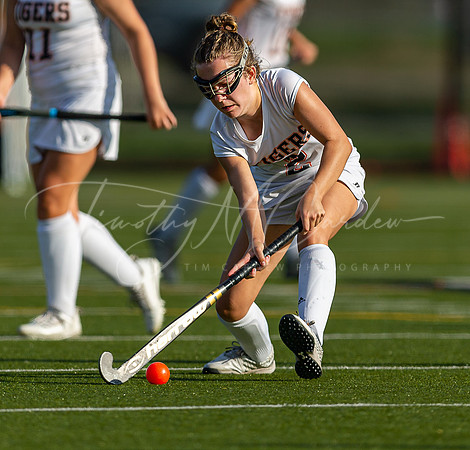 Ipswich vs Newburyport Varsity Field Hockey Game 2022_AB5W4155
