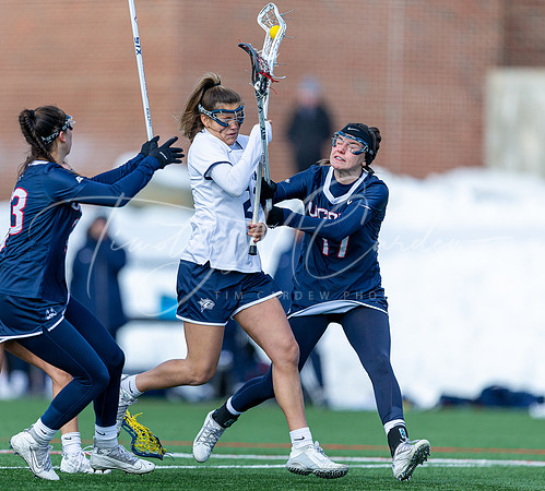 University of New Hampshire vs #25 University of Connecticut Women's Lacrosse Game 2022_2022-02-27_02-06-54_AB5W3397_@TimCardew_2022