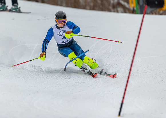 St. John’s Prep vs Masconomet Regional & Newburyport HS Varsity Ski Race 2022_2022-02-01_05-00-07_IM1D4925_@TimCardew_2022