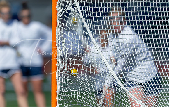 University of New Hampshire vs Bryant University Women’s Lacrosse Game 2022_2022-03-16_01-42-35_AB5W9172_@TimCardew_2022