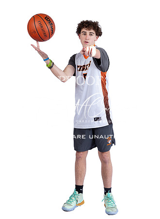 Ipswich HS Boys Basketball 2025 Media Day_2025-01-09_03-00-41_DT7T7909_@TimCardew_2025-Edit