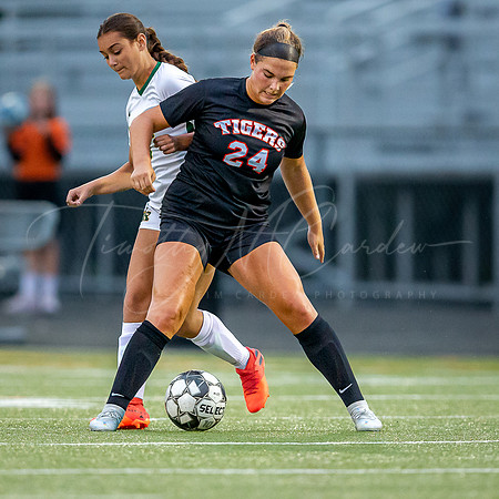 Ipswich vs North Reading Girls Varsity Soccer 2022_2022-09-20_06-07-01_AB5W6392_@TimCardew_2022
