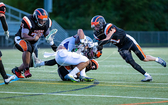 Ipswich vs Lowell Catholic Varsity Football Game 2022_2022-09-16_06-46-48_DT7T1367_@TimCardew_2022