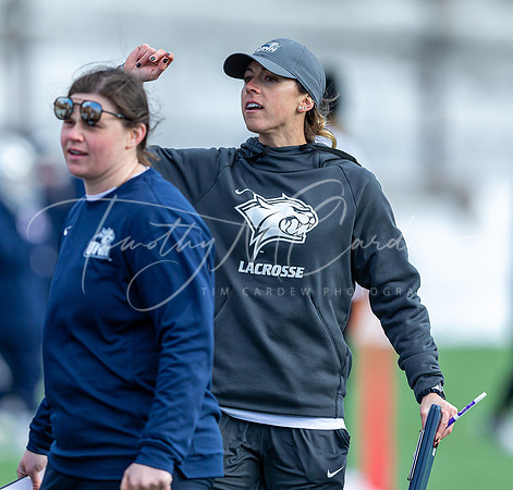 University of New Hampshire vs #25 University of Connecticut Women’s Lacrosse Game 2022_2022-02-27_03-20-16_AB5W5502_@TimCardew_2022