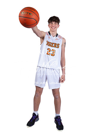 Ipswich HS Boys Basketball 2025 Media Day_2025-01-09_04-16-28_DT7T8621_@TimCardew_2025-Edit