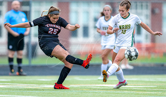 Ipswich vs North Reading Girls Varsity Soccer 2022_2022-09-20_05-48-01_AB5W6281_@TimCardew_2022
