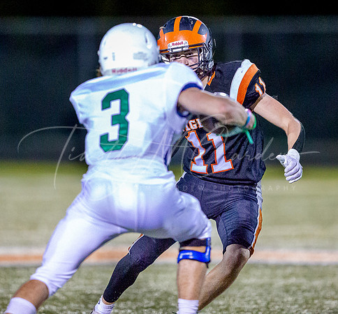 Ipswich vs Lowell Catholic Varsity Football Game 2022_2022-09-16_07-12-06_AB5W5385_@TimCardew_2022