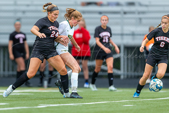 Ipswich vs North Reading Girls Varsity Soccer 2022_2022-09-20_05-00-01_AB5W5964_@TimCardew_2022