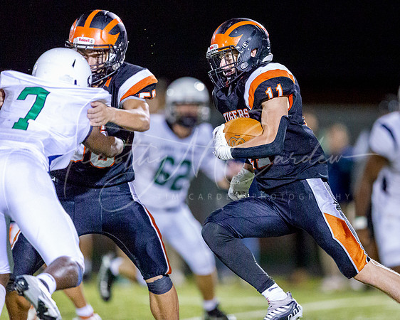 Ipswich vs Lowell Catholic Varsity Football Game 2022_2022-09-16_07-49-48_AB5W5561_@TimCardew_2022