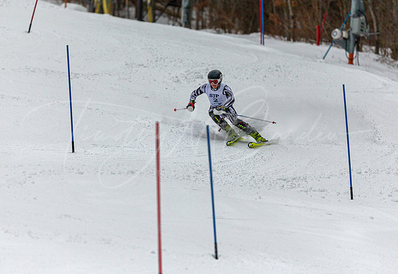 St. John’s Prep vs Masconomet Regional & Newburyport HS Varsity Ski Race 2022_2022-02-01_04-53-53_IM1D4625_@TimCardew_2022