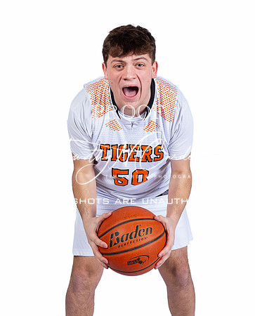 Ipswich HS Boys Basketball 2025 Media Day_2025-01-09_04-30-35_DT7T8826_@TimCardew_2025-Edit