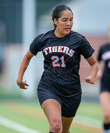 Ipswich vs North Reading Girls Varsity Soccer 2022_2022-09-20_05-48-55_AB5W6309_@TimCardew_2022