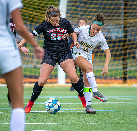 Ipswich vs North Reading Girls Varsity Soccer 2022_2022-09-20_05-05-59_DT7T1767_@TimCardew_2022